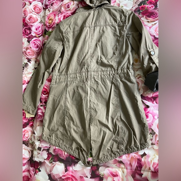 - Levi's Women's Cotton Hooded Anorak Jacket - Picture 12 of 14